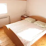 Apartament Zdrave *