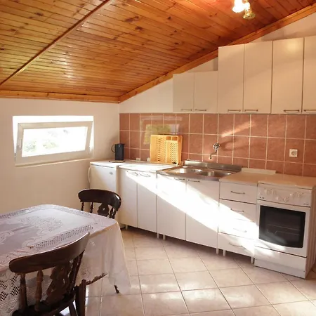 Apartment Zdrave *
