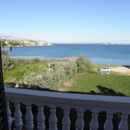 Zdrave Apartment *